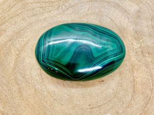 Galet malachite 260gr