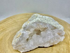 Géode cristal de roche 720gr