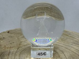 Cette boule de cristal archange