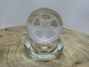 Boule de cristal pentacle