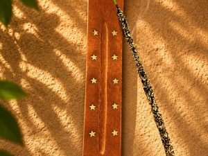 Porte-Encens Pentacle en Bois – Support à Encens Ésotérique et Spirituel